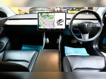 Used Tesla Model 3 2020 for sale - 77307410: Photo