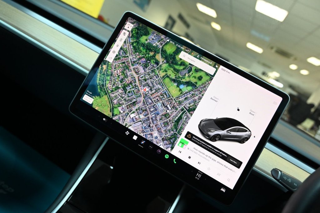 Used Tesla Model 3 2020 for sale - 77307410: Photo 5