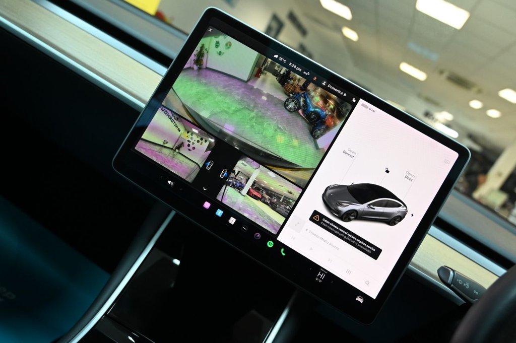 Used Tesla Model 3 2020 for sale - 77307410: Photo 6