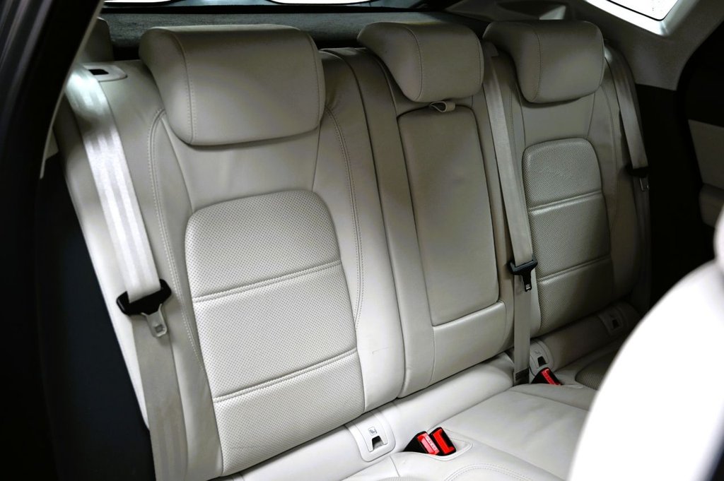 Used Jaguar E-Pace 2018 for sale - 78088343: Photo 18