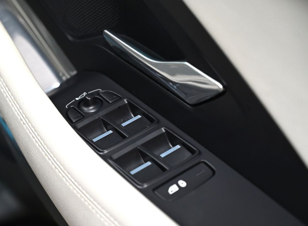 Used Jaguar E-Pace 2018 for sale - 78088343: Photo 26