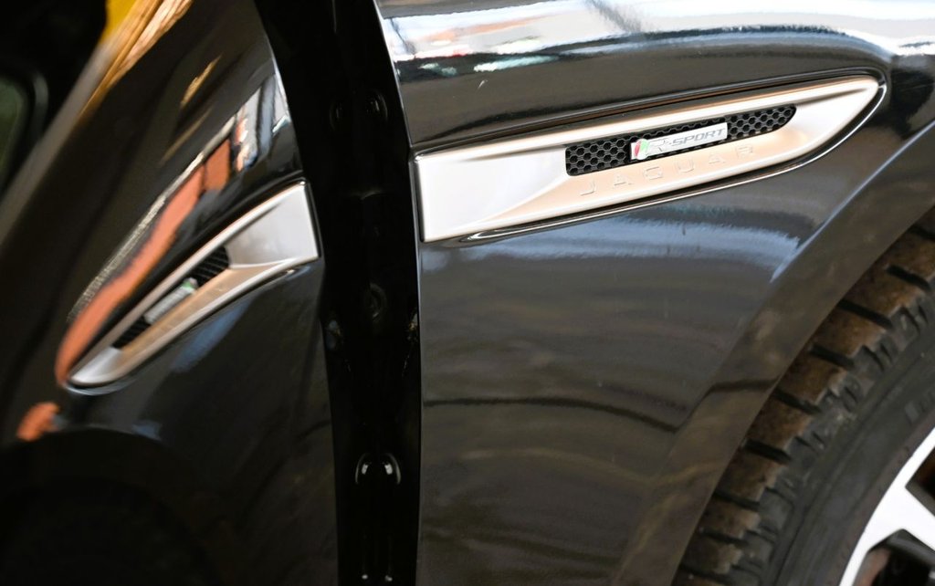 Used Jaguar F-Pace 2018 for sale - 77780781: Photo 36