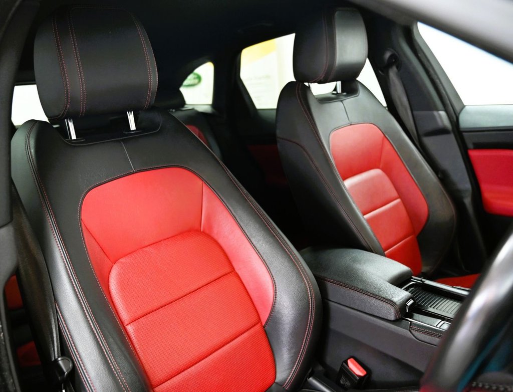 Used Jaguar F-Pace 2018 for sale - 77780781: Photo 4