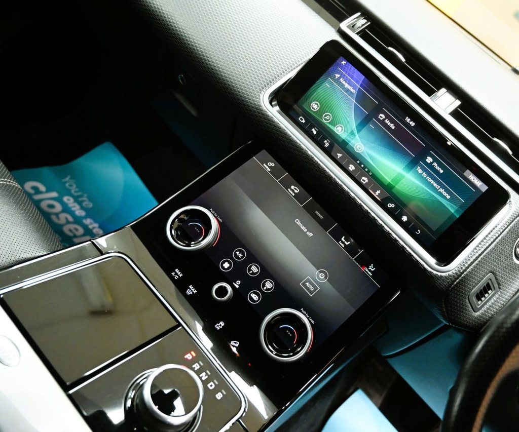 Used Land Rover Range Rover Velar 2017 for sale - 77621196: Photo 17