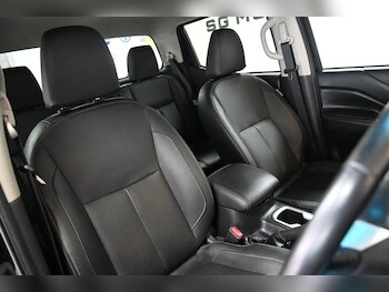 Used Nissan Navara 2017 for sale - 78263154: Photo