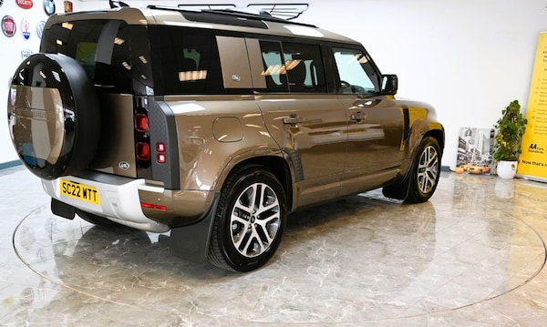 Used Land Rover Defender 2022 for sale - 76261444: Photo 32
