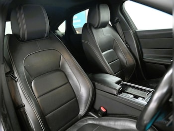 Used Jaguar XF 2017 for sale - 79592092: Photo