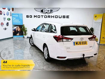 Used Toyota Auris 2016 for sale - 78896824: Photo