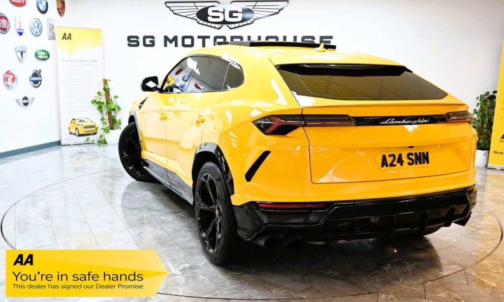 Used Lamborghini Urus 2019 for sale - 77734547: Photo 2