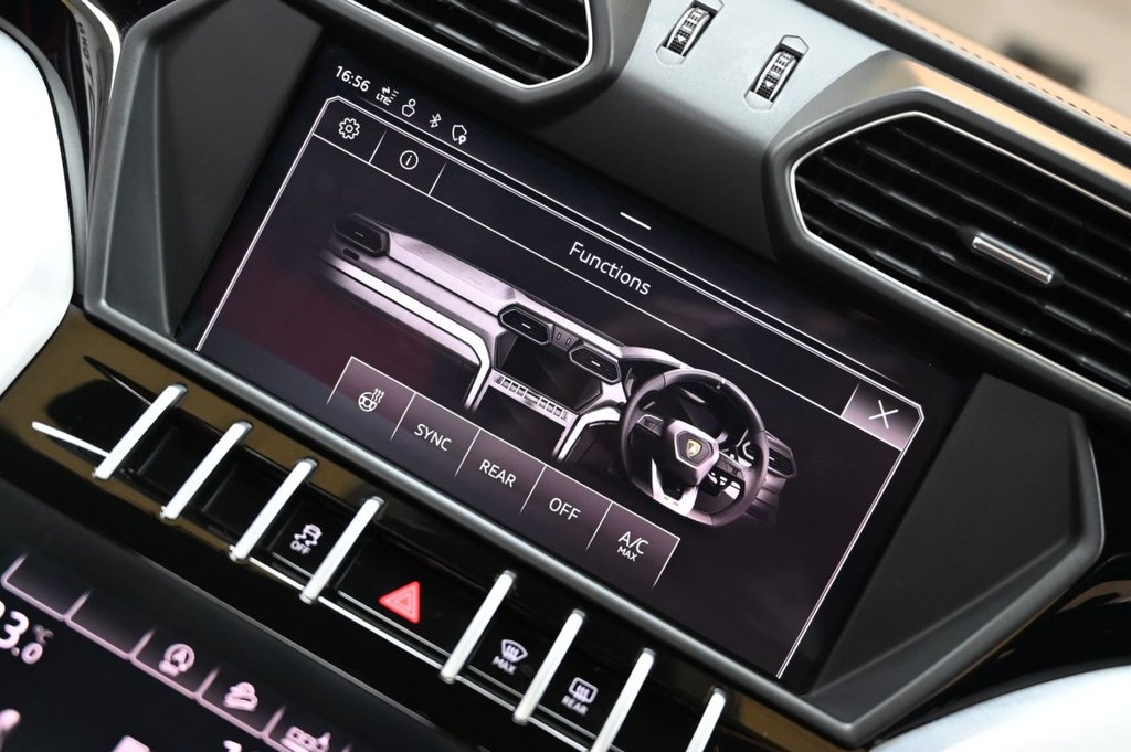 Used Lamborghini Urus 2019 for sale - 77734547: Photo 46