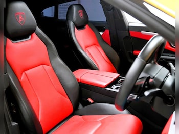 Used Lamborghini Urus 2019 for sale - 77734547: Photo