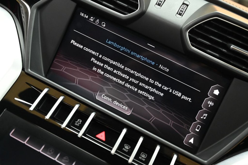 Used Lamborghini Urus 2019 for sale - 77734547: Photo 50