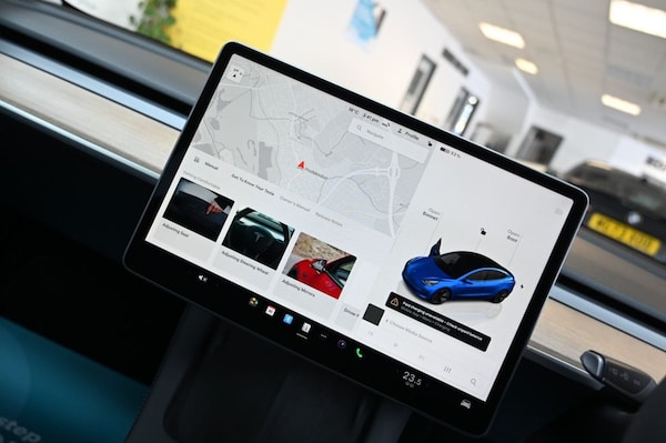 Used Tesla Model 3 2022 for sale - 76139898: Photo 14