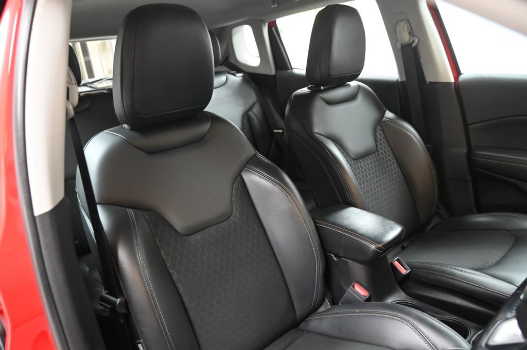 Used Jeep Compass 2018 for sale - 77239380: Photo 4