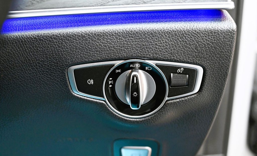 Used Mercedes-Benz E Class 2020 for sale - 77470509: Photo 28