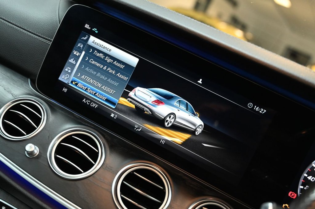 Used Mercedes-Benz E Class 2020 for sale - 77470509: Photo 31