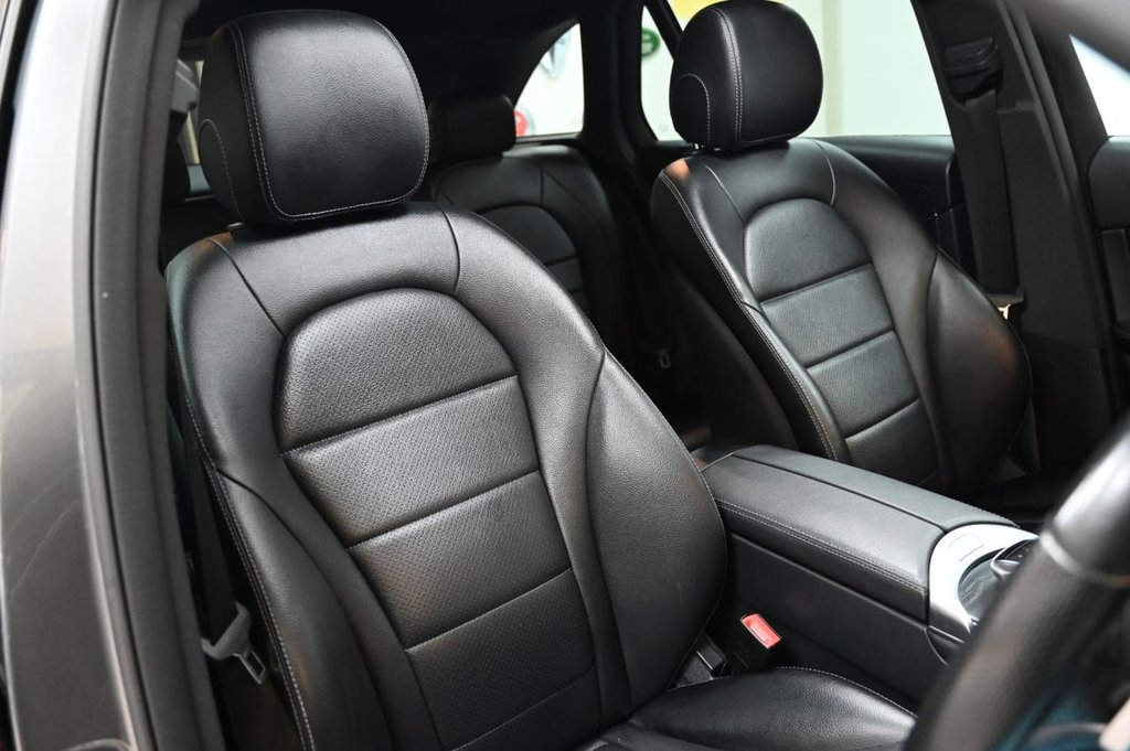 Used Mercedes-Benz GLC 2016 for sale - 76520381: Photo 12