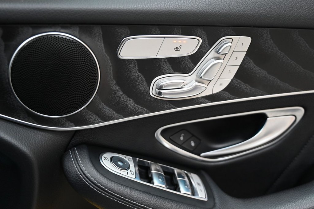 Used Mercedes-Benz GLC 2016 for sale - 76520381: Photo 13