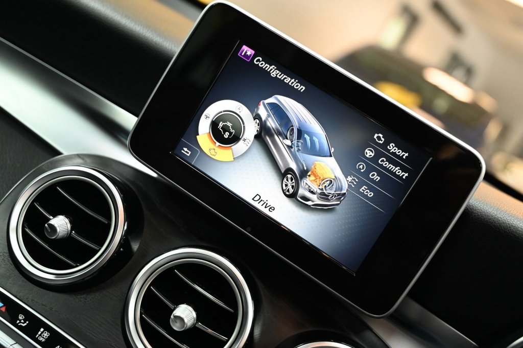 Used Mercedes-Benz GLC 2016 for sale - 76520381: Photo 18