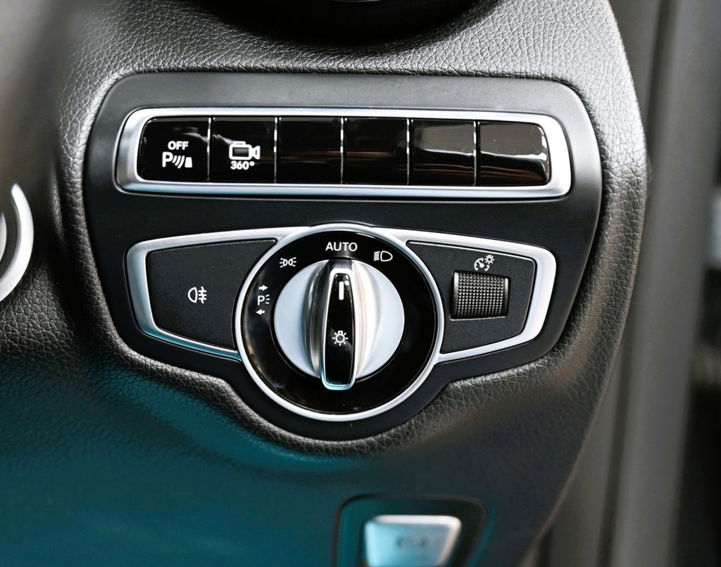 Used Mercedes-Benz GLC 2016 for sale - 76520381: Photo 21