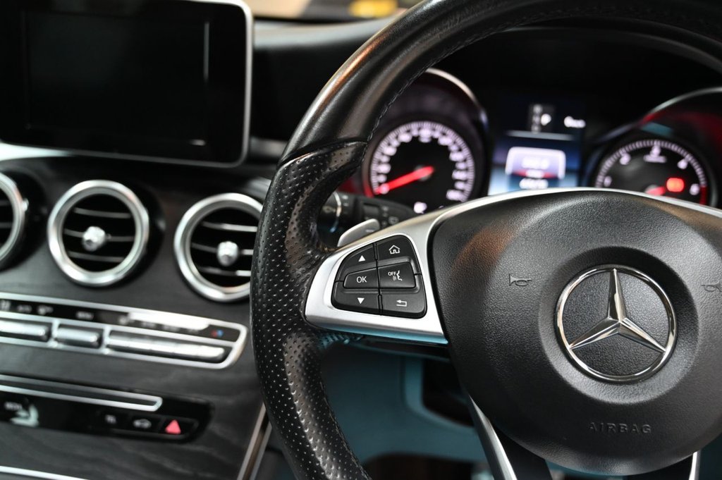 Used Mercedes-Benz GLC 2016 for sale - 76520381: Photo 31