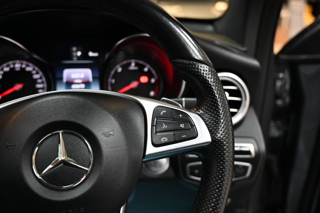 Used Mercedes-Benz GLC 2016 for sale - 76520381: Photo 32