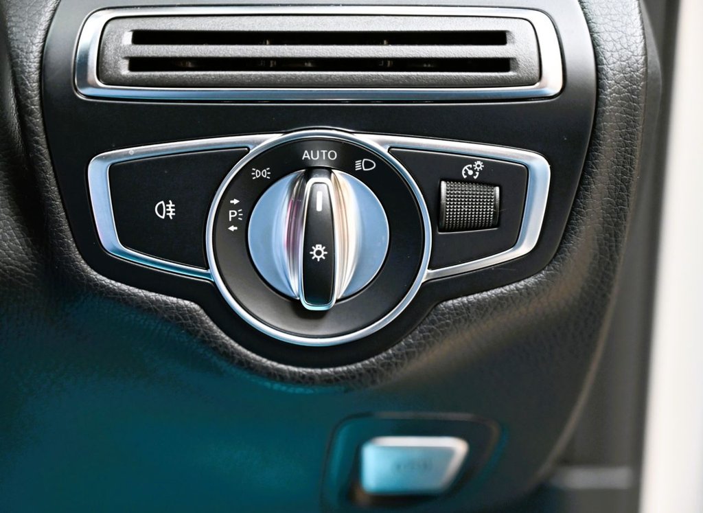 Used Mercedes-Benz C Class 2017 for sale - 77621107: Photo 17