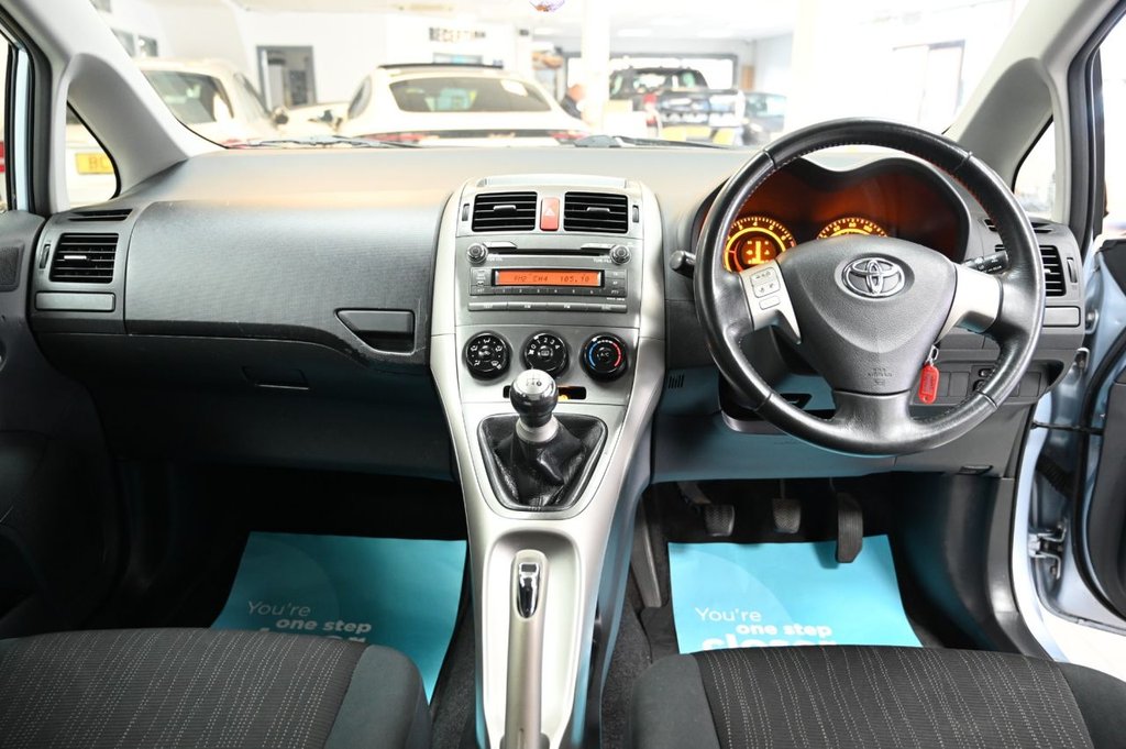 Used Toyota Auris 2007 for sale - 77372845: Photo 3