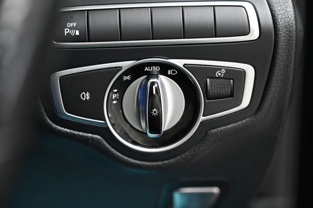 Used Mercedes-Benz C Class 2017 for sale - 76670539: Photo 15