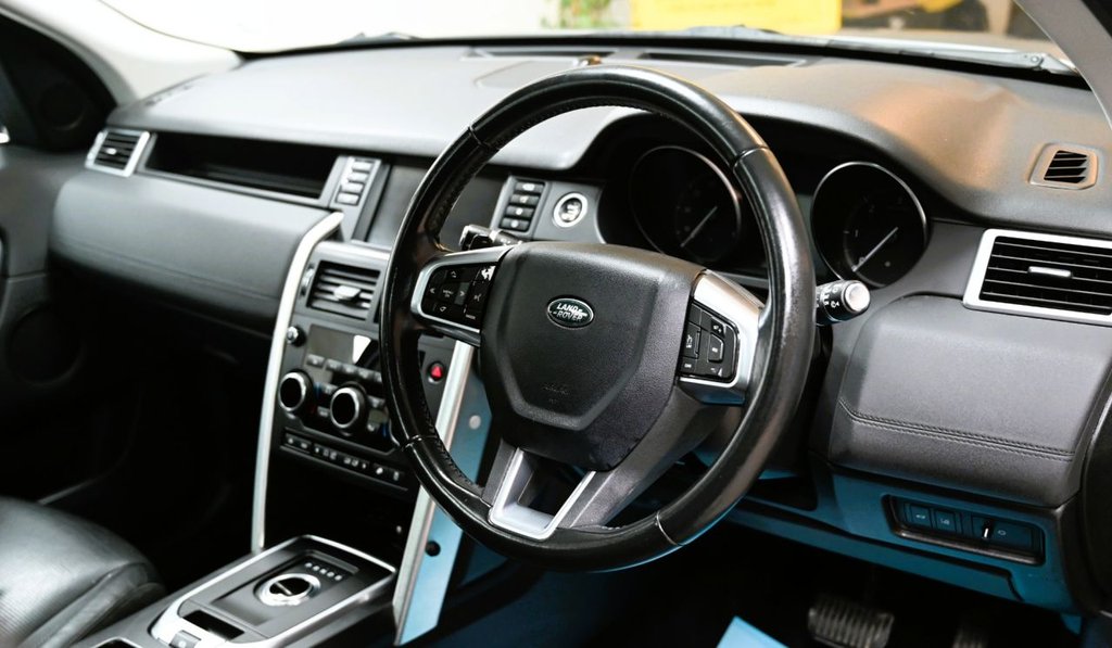 Used Land Rover Discovery Sport 2017 for sale - 77205497: Photo 17