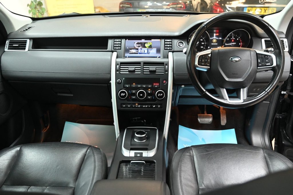 Used Land Rover Discovery Sport 2017 for sale - 77205497: Photo 4