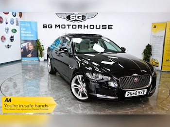 Used Jaguar XF 2018 for sale - 78897017: Photo