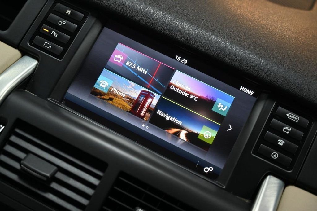 Used Land Rover Discovery Sport 2018 for sale - 77885004: Photo 21