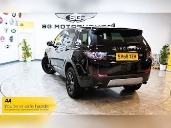 Used Land Rover Discovery Sport 2018 for sale - 77885004: Photo