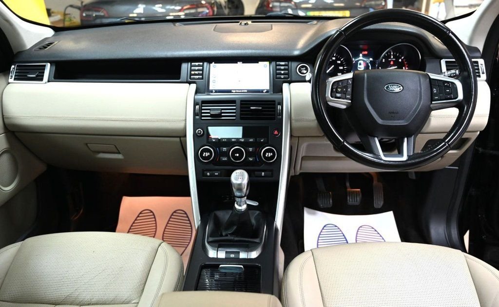 Used Land Rover Discovery Sport 2018 for sale - 77885004: Photo 4