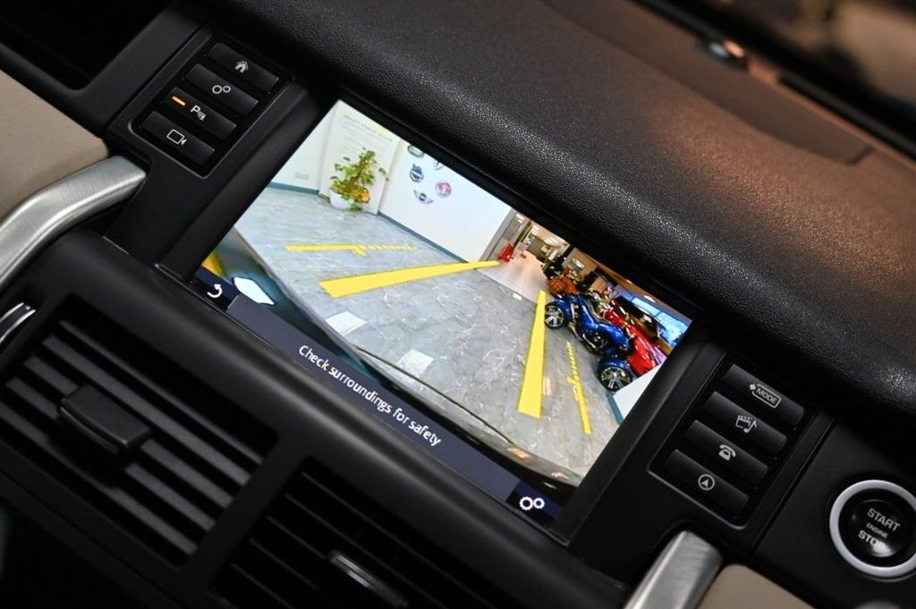 Used Land Rover Discovery Sport 2018 for sale - 77885004: Photo 5