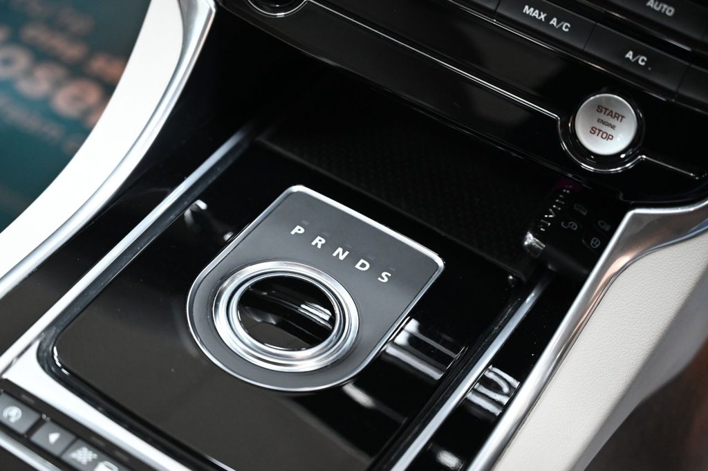 Used Jaguar XE 2015 for sale - 76482021: Photo 13