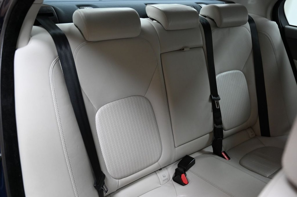 Used Jaguar XE 2015 for sale - 76482021: Photo 18