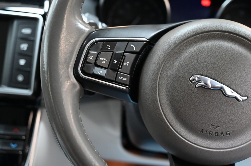 Used Jaguar XE 2015 for sale - 76482021: Photo 19