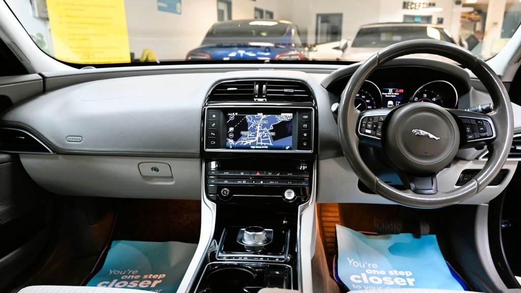 Used Jaguar XE 2015 for sale - 76482021: Photo 3