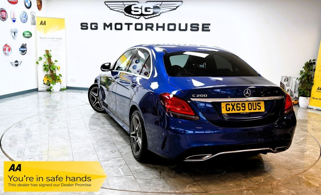 Used Mercedes-Benz C Class 2019 for sale - 77360075: Photo 2