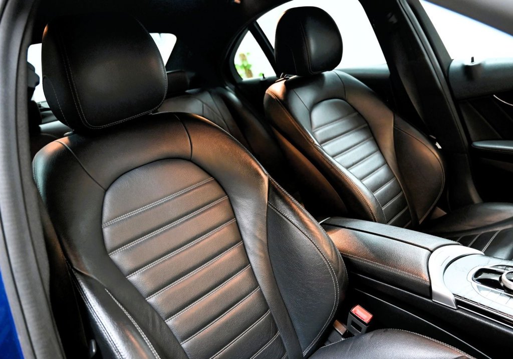 Used Mercedes-Benz C Class 2019 for sale - 77360075: Photo 4