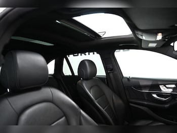 Used Mercedes-Benz GLC 2018 for sale - 79389707: Photo