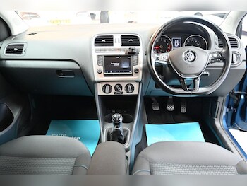 Used Volkswagen Polo 2016 for sale - 78954894: Photo