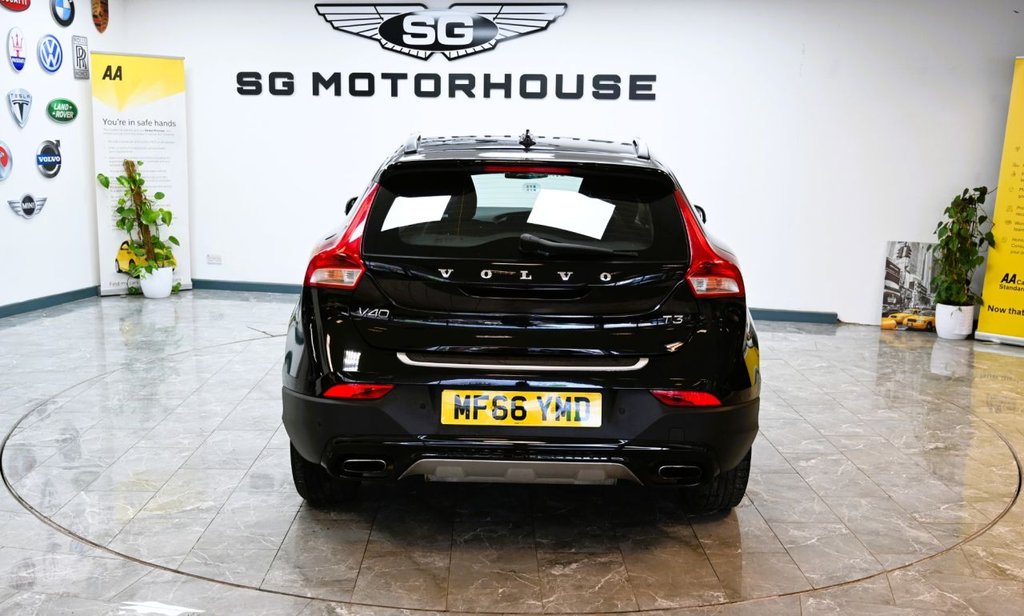 Used Volvo V40 2016 for sale - 76559245: Photo 10