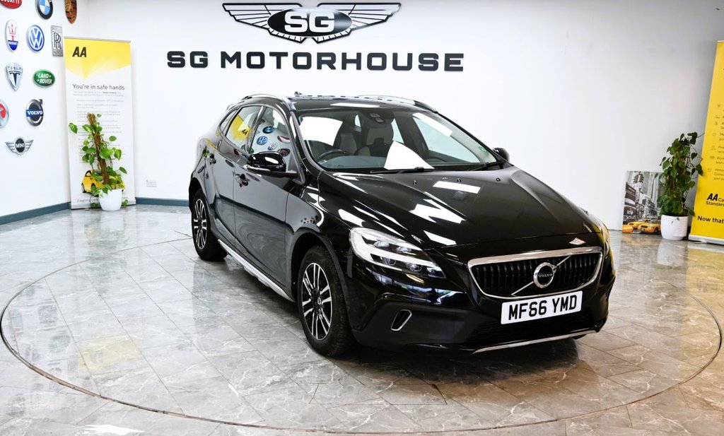 Used Volvo V40 2016 for sale - 76559245: Photo 11