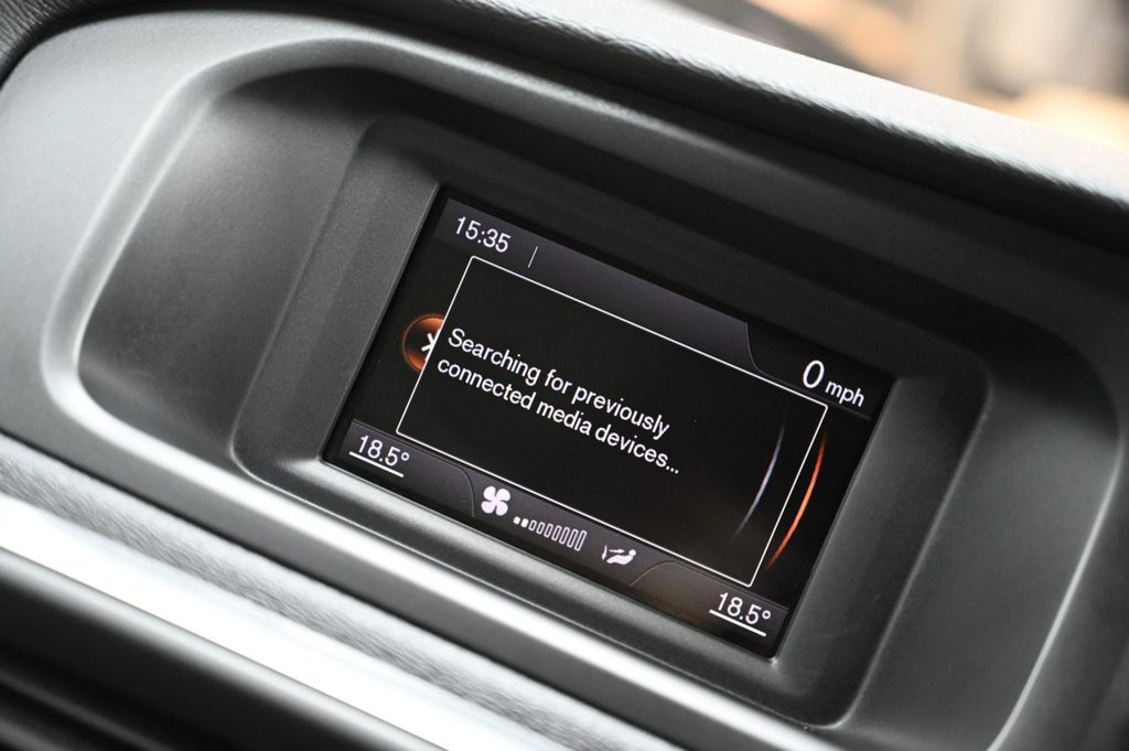 Used Volvo V40 2016 for sale - 76559245: Photo 17