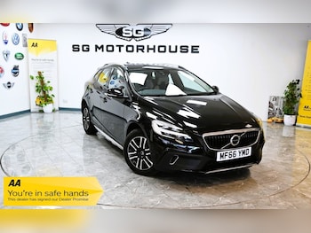 2016 (66) - T3 [152] Cross Country 5dr Geartronic