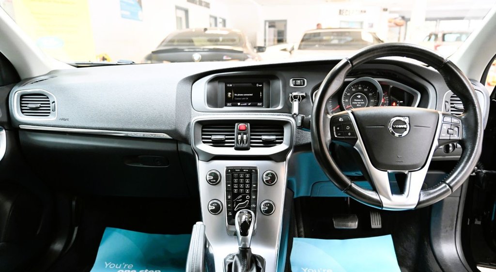 Used Volvo V40 2016 for sale - 76559245: Photo 3