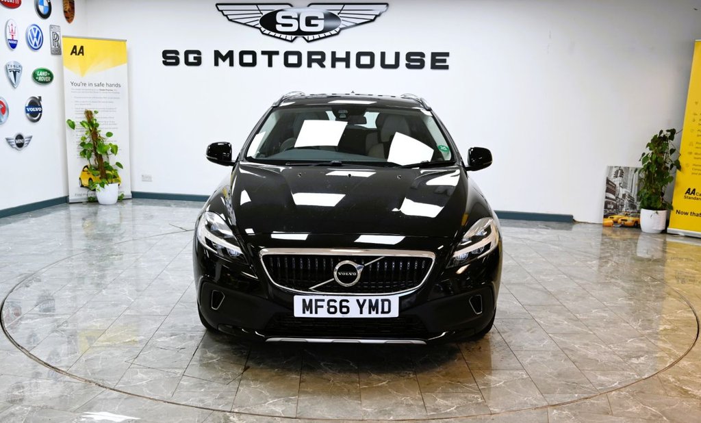 Used Volvo V40 2016 for sale - 76559245: Photo 8